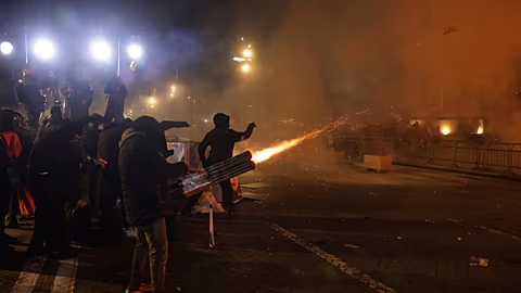 Protestos estudantis deixam 29 feridos e 35 detidos na Albânia
