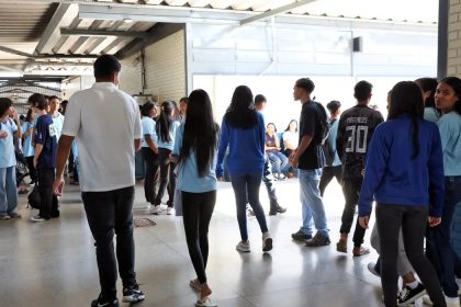 Pé-de-Meia libera sétima parcela para estudantes do ensino médio