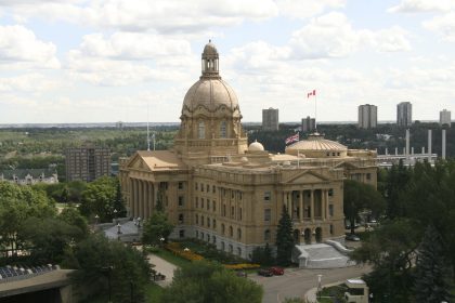 Apuração parcial favorece permanência de Alberta no Canadá