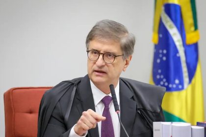 PGR rejeita investigar Mendonça por abuso no caso envolvendo Moraes