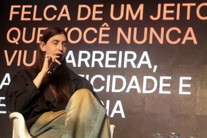 Felca volta ao YouTube com relato de fobia social e isolamento