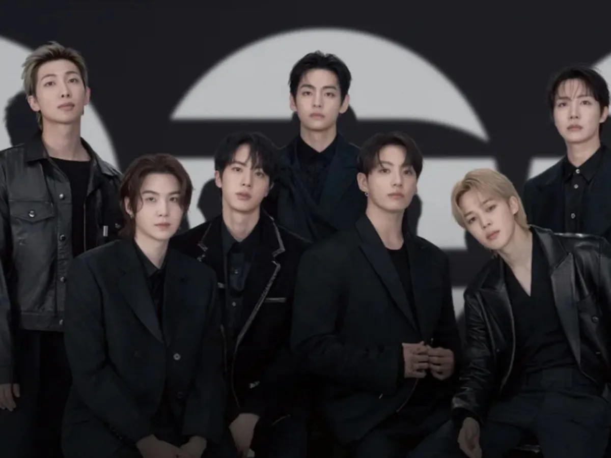 Montagem do BTS no MorumBIS inclui palco com quatro painéis