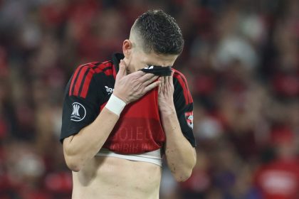 Flamengo cai nos pênaltis e Estudiantes vai à final