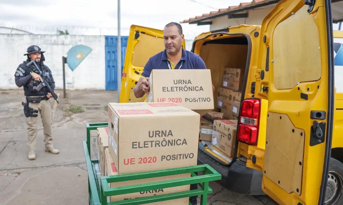 Forças Armadas mobilizam 25 mil militares para apoiar a eleição