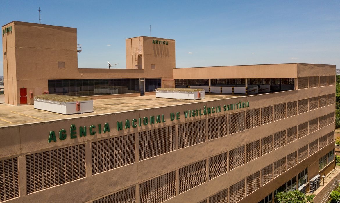 Anvisa proíbe saneantes sem regularização sanitária