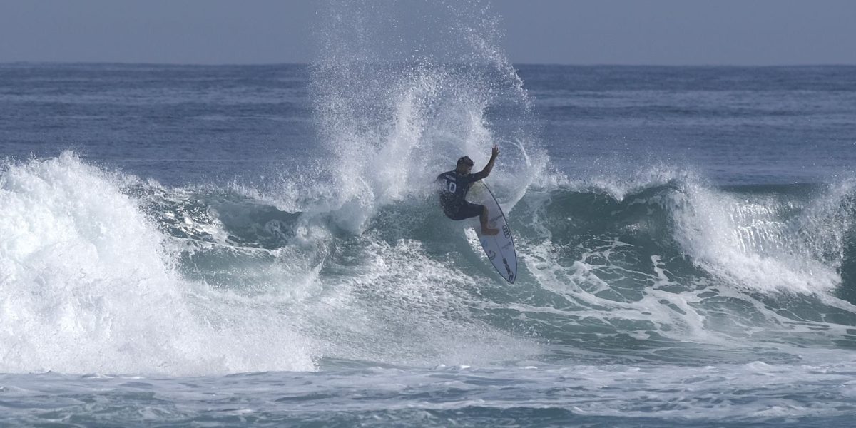 Medina fica em segundo em Peniche e sobe no ranking mundial
