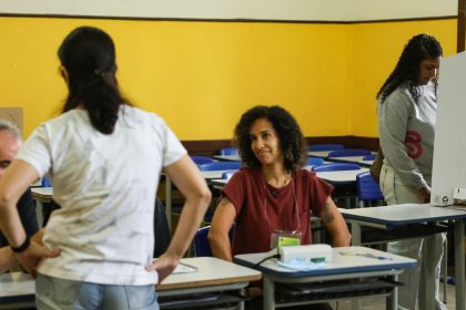 Eleitor vota primeiro para governador e depois para presidente no segundo turno