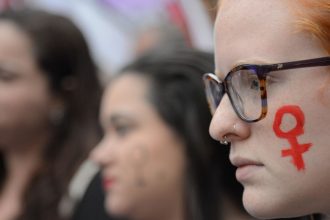Banco do Brasil prepara funcionários para acolher mulheres em risco