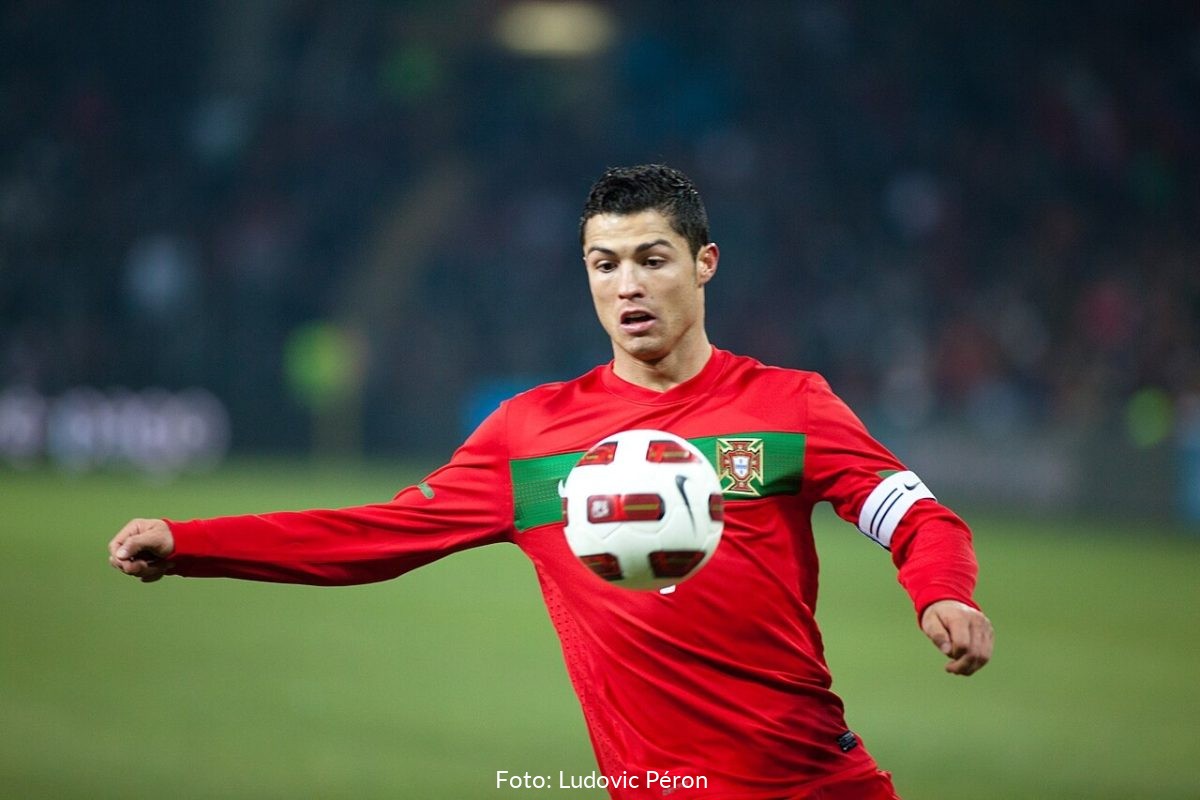 Comentarista vê retorno de Cristiano Ronaldo a Portugal como improvável